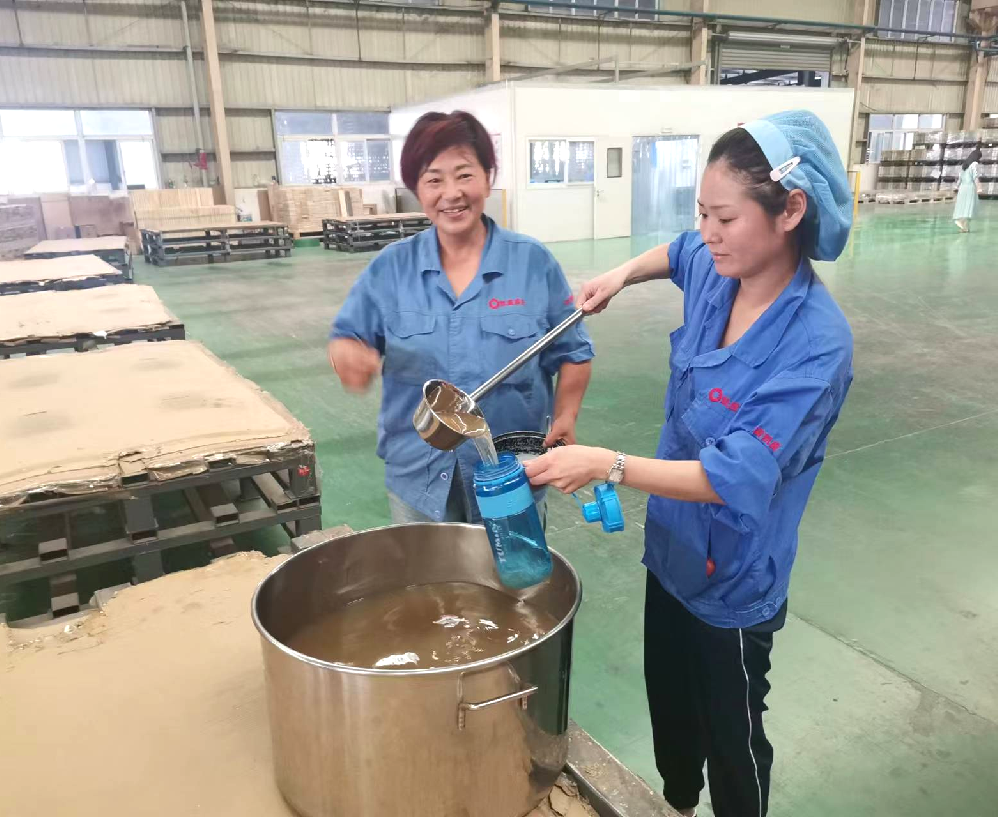 夏季送清涼，關(guān)愛沁人心